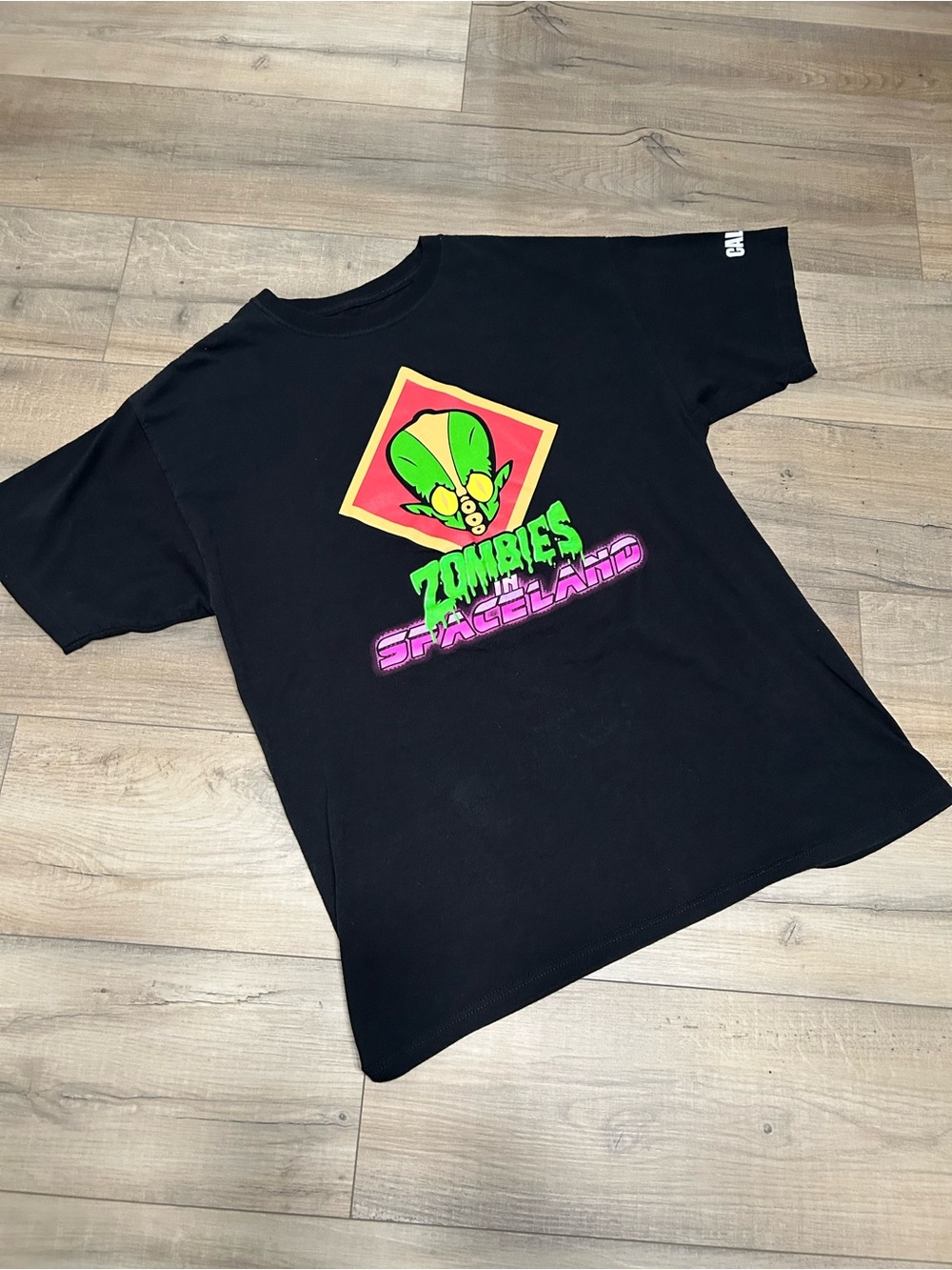 Call of Duty 'Zombies in Spaceland' Graphic Tee - Neon Alien Print